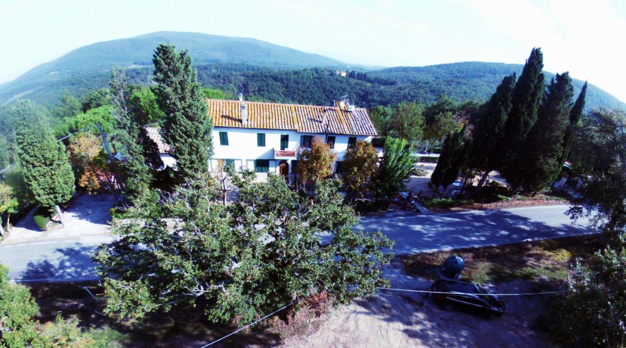 Apartamento La Fabbrichina Il Luogo Della Pace Camporbiano Exterior foto