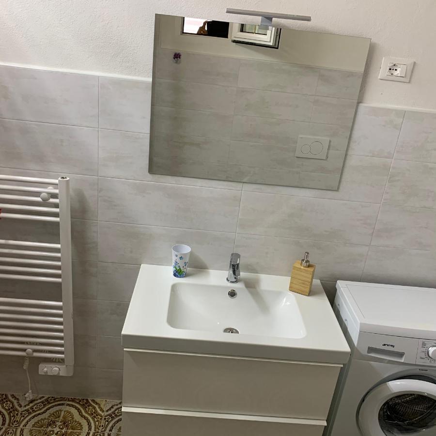 Apartamento La Fabbrichina Il Luogo Della Pace Camporbiano Exterior foto