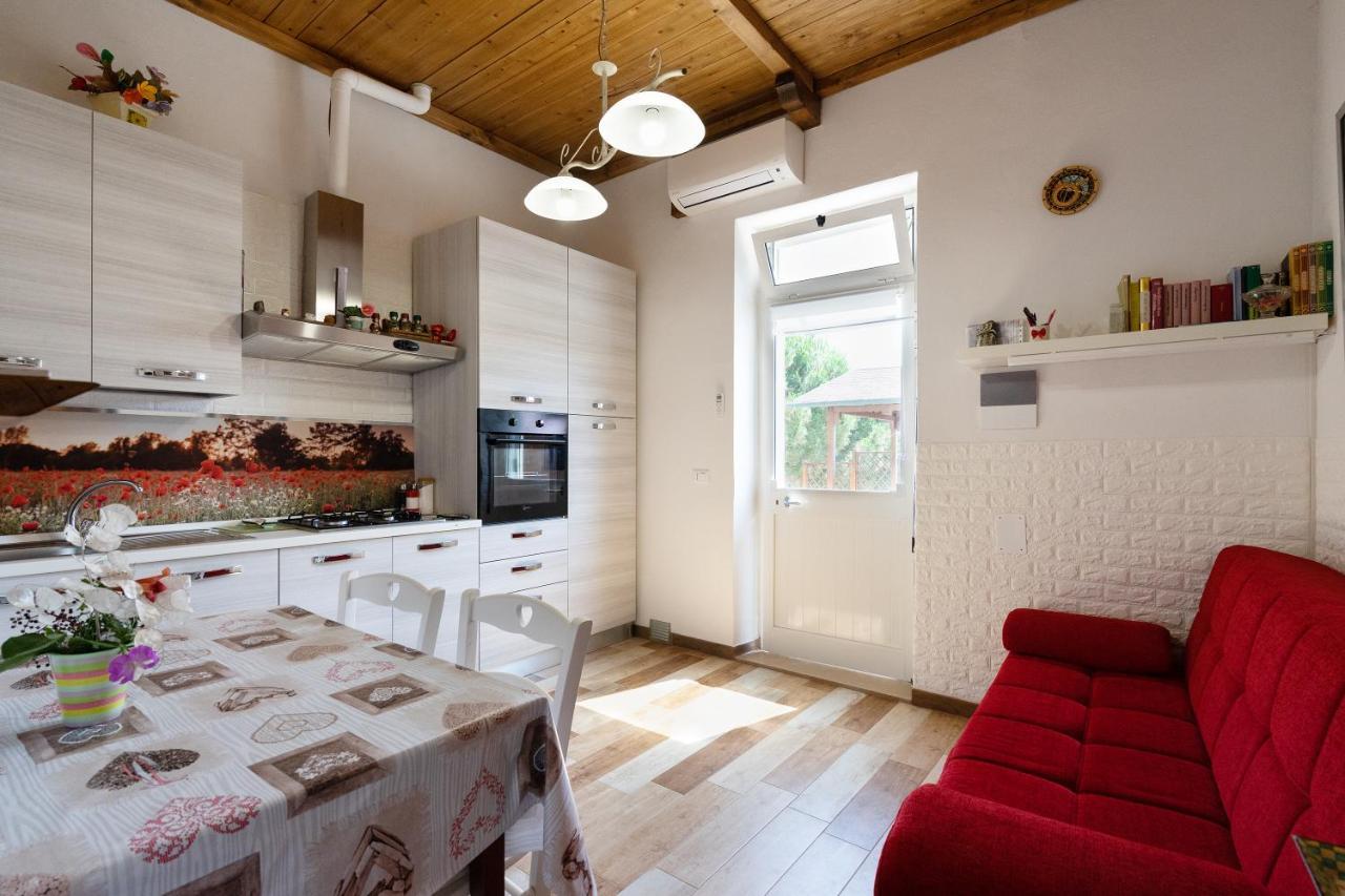 Apartamento La Fabbrichina Il Luogo Della Pace Camporbiano Exterior foto